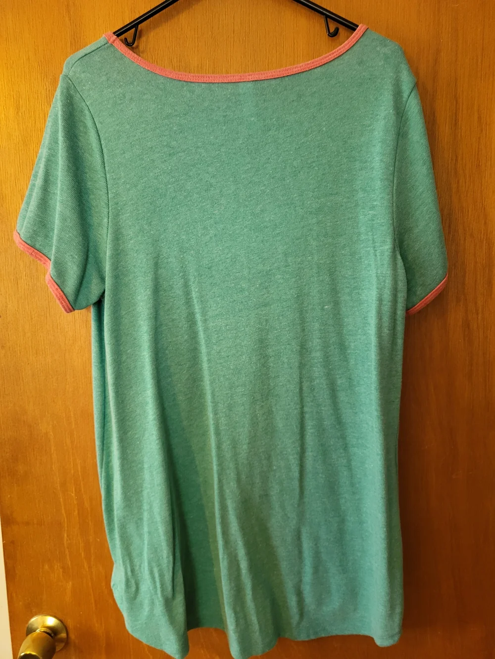 LuLaRoe Green Short Sleeve Scoop Neck Top with Pink Trim - Picture 3 of 3